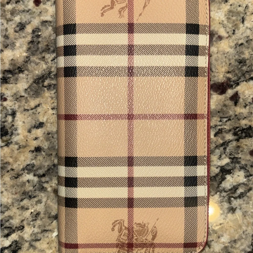 Plaid Zip Wallet in Beige and Red